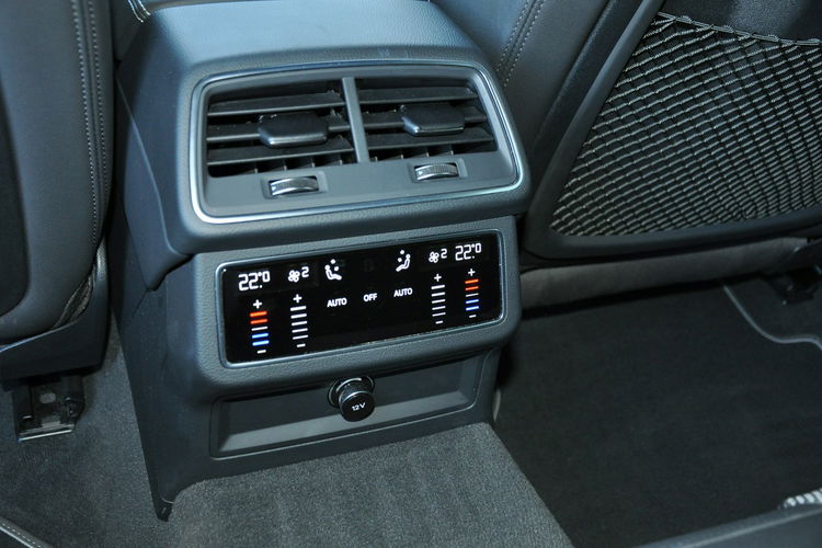 Audi A6 2.0TDI 204KM Quattro S-tronic Matrix S-line El.Fotele ACC Kamera GwFV zdjęcie 28