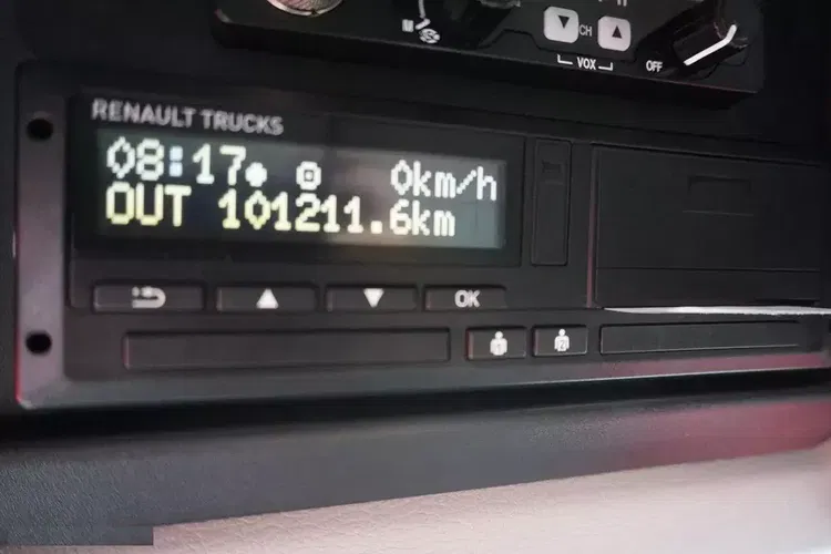 Renault Midlum 12.240 / 100 tys.km zdjęcie 10
