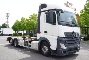 Mercedes Actros 2542 Low Deck BDF / 6×2 / E6