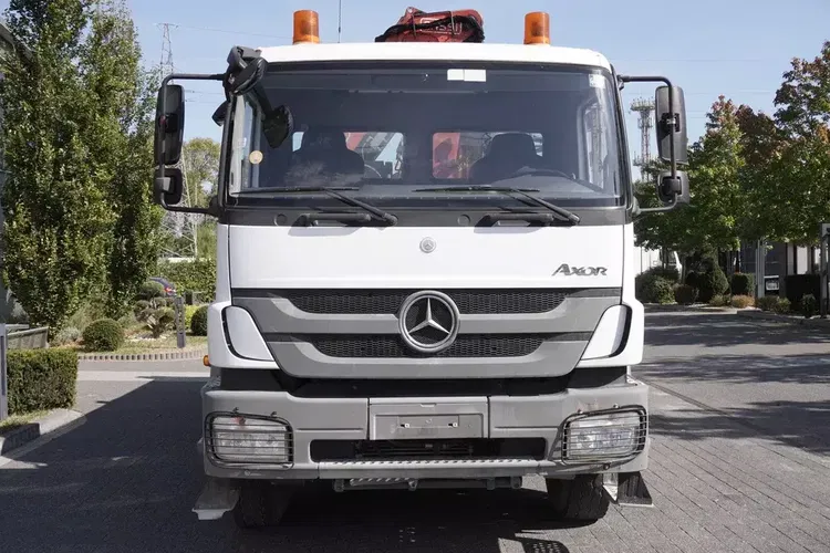 Mercedes Axor 1829 / HDS Fassi F135A.0.22 / 3 stronna wywrotka / Bortmatic zdjęcie 8