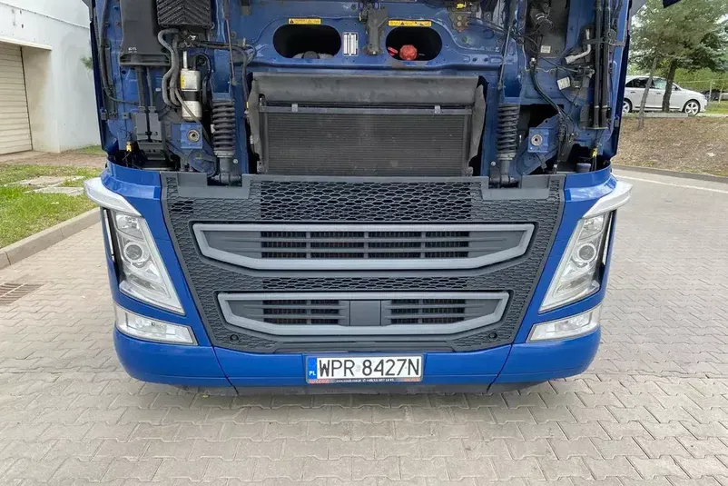 samochód ciężarowy Volvo zdjęcie 1