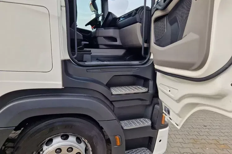 Klima Postojowa, LED, NAVI / Dealer Scania Nadarzy zdjęcie 25