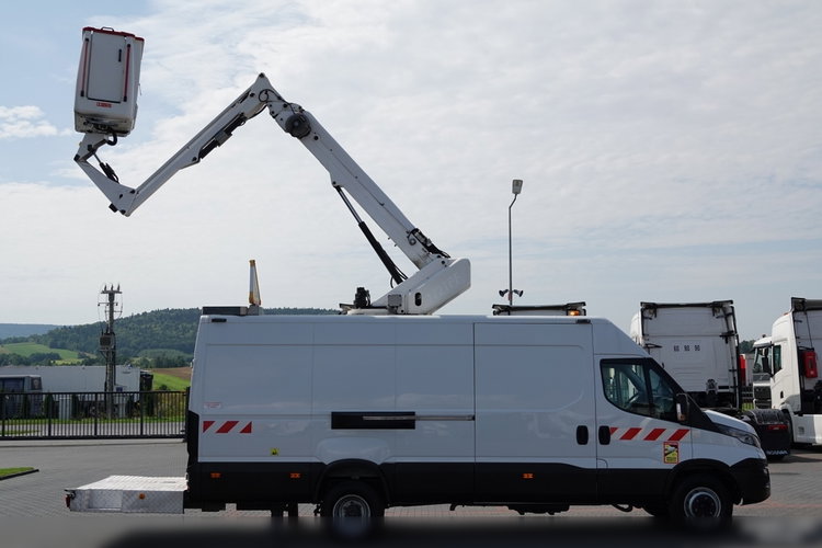 Iveco DAILY 70C18H V / PODNOŚNIK KOSZOWY - 17 METRÓW / ZWYŻKA 172TPF / 2019 ROK / BUS BLASZAK + ZWYŻKA zdjęcie 9