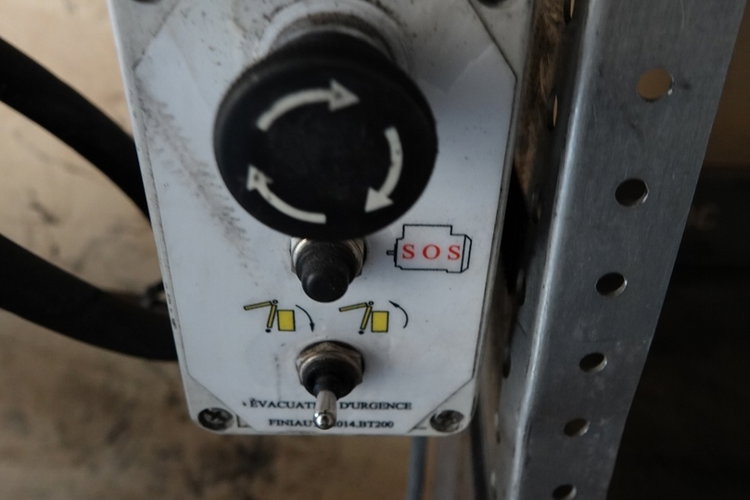 Iveco DAILY 70C18H V / PODNOŚNIK KOSZOWY - 17 METRÓW / ZWYŻKA 172TPF / 2019 ROK / BUS BLASZAK + ZWYŻKA zdjęcie 21