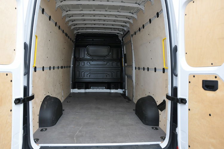 Volkswagen Crafter 2.0TDI 177KM Automat-8G Kamera Ledy Hak TempAcc Gwar.04/2027 DealerFV zdjęcie 7