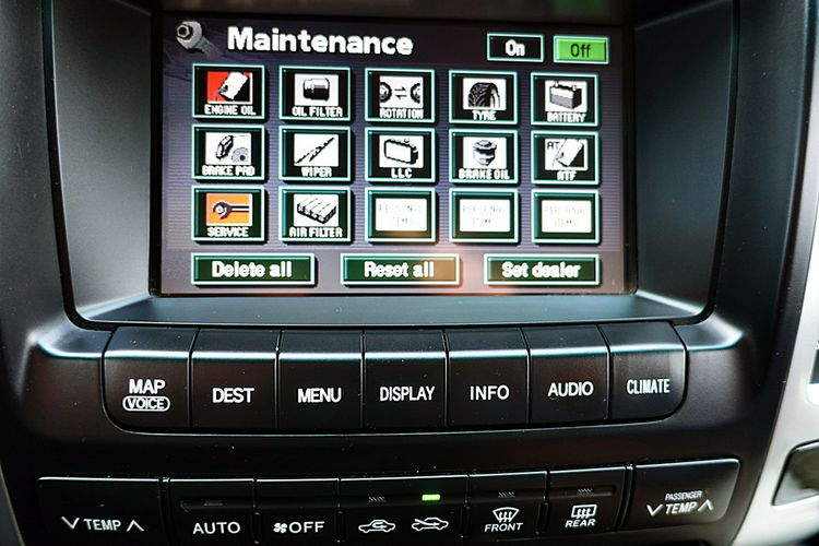 Toyota Land Cruiser 8-Osobowy AUTOMAT+PNEUMATYKA Szyberdach+Skóra I-wł Kraj Bezwypadkowy 4x2 zdjęcie 27