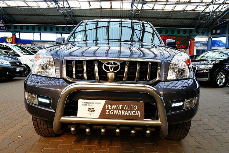 Toyota Land Cruiser 8-Osobowy AUTOMAT+PNEUMATYKA Szyberdach+Skóra I-wł Kraj Bezwypadkowy 4x2 zdjęcie 1