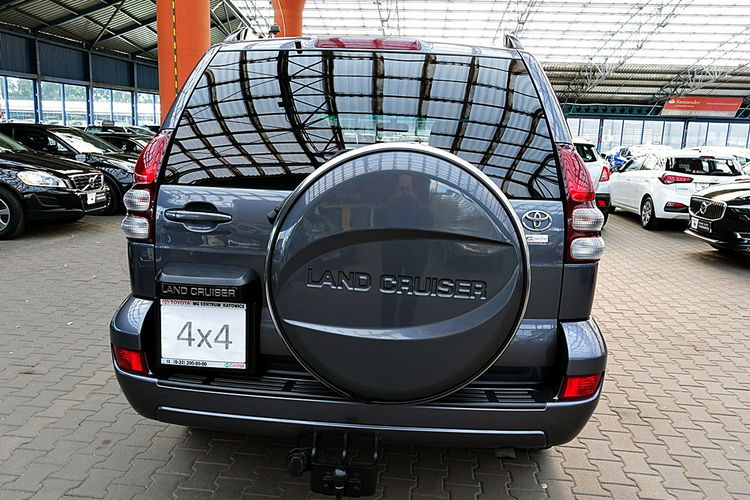 Toyota Land Cruiser 8-Osobowy AUTOMAT+PNEUMATYKA Szyberdach+Skóra I-wł Kraj Bezwypadkowy 4x2 zdjęcie 56