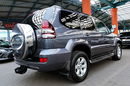 Toyota Land Cruiser 8-Osobowy AUTOMAT+PNEUMATYKA Szyberdach+Skóra I-wł Kraj Bezwypadkowy 4x2 zdjęcie 58