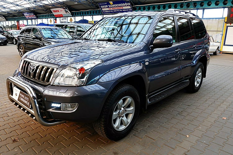 Toyota Land Cruiser 8-Osobowy AUTOMAT+PNEUMATYKA Szyberdach+Skóra I-wł Kraj Bezwypadkowy 4x2 zdjęcie 60