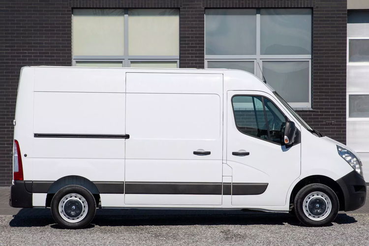 Renault Master L2H2 130KM ŚREDNI zdjęcie 9