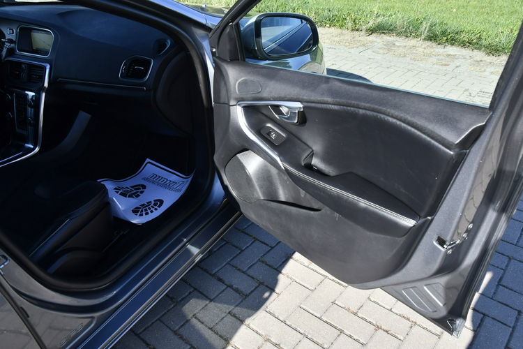 Volvo V40 2.0hdi R-Design.Serwis, Navi, Klimatr 2 str.Pół-Skóry zdjęcie 24