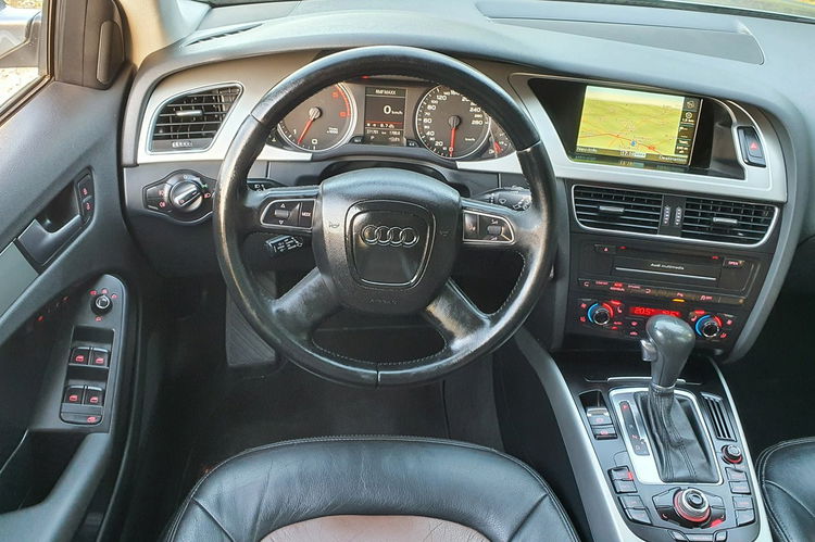 Audi A4 3.0 TDI 240KM Quattro # Stronic # Panorama # Full Opcja # Super Stan zdjęcie 19