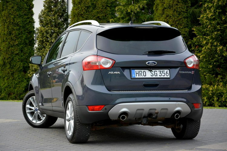 Ford Kuga Titanium Skóry Bi-Xenon Ledy 4x4 Duża Navi Kamera 2xParktr. ALU17 zdjęcie 7