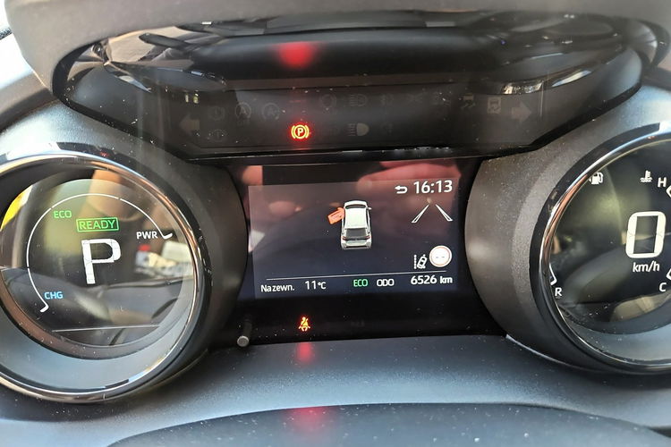 Toyota Yaris 1.5 HSD 116KM SELECTION STYLE, salon Polska, gwarancja, FV23% zdjęcie 16