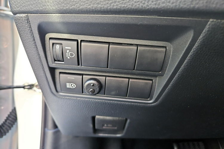 Toyota Yaris 1.5 HSD 116KM SELECTION STYLE, salon Polska, gwarancja, FV23% zdjęcie 18