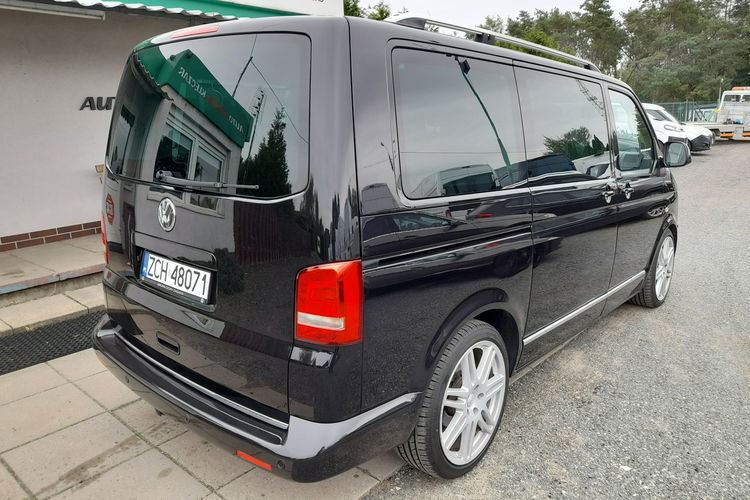 Volkswagen Multivan Highline bardzo ładny zarejestrowany i ubezpieczony. zdjęcie 4