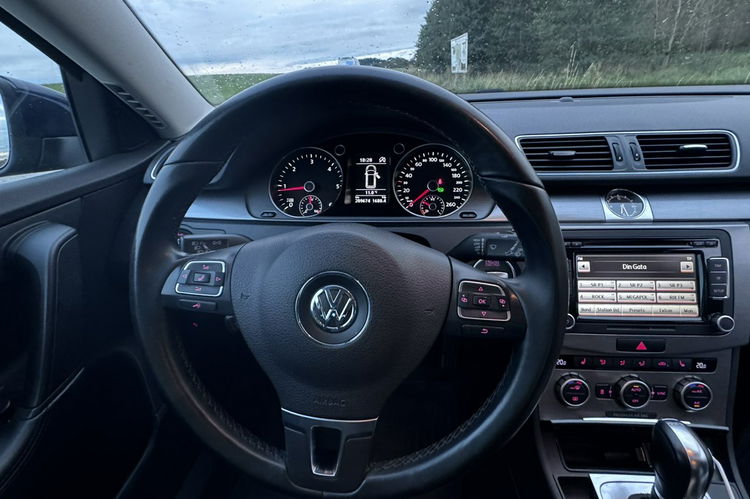 Volkswagen Passat 2.0 TDi automat 177KM 4 -Motion R-Line skóry ledy bixenon 1.r.gwaran zdjęcie 10