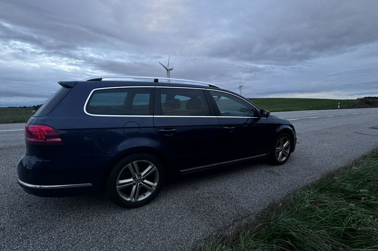 Volkswagen Passat 2.0 TDi automat 177KM 4 -Motion R-Line skóry ledy bixenon 1.r.gwaran zdjęcie 8