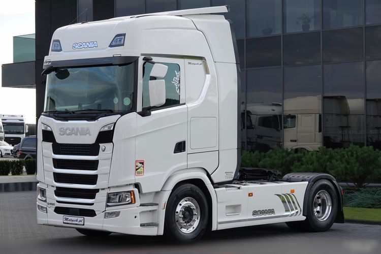 Scania S 450 / RETARDER /2018 ROK / NAVI / ALUFELGI / OPONY 100 % /KLIMA POSTOJOWA  / SPROWADZONA / PO KONTRAKCIE SERWISOWYM zdjęcie 4