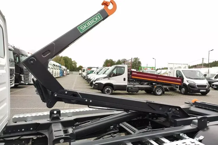 Iveco Daily 70C17 Hakowiec Skibicki HKS-4 zdjęcie 9