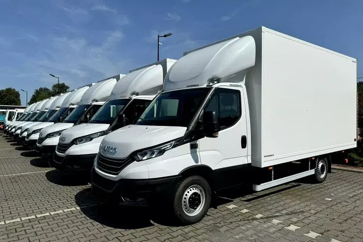 Iveco Daily 35S18 zdjęcie 1