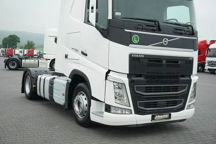 Volvo / FH / 500 / EURO 6 / ACC / GLOBETROTTER XL zdjęcie 20