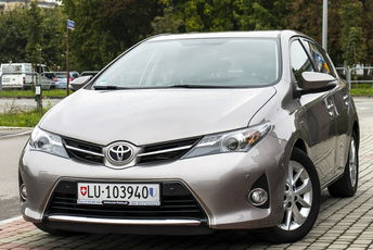 Toyota Auris 2.0_Diesel_124 KM_182 tyś km