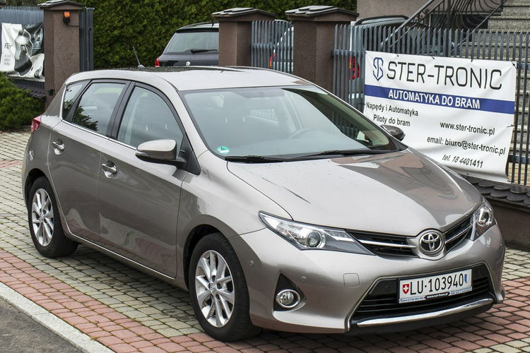 Toyota Auris 2.0_Diesel_124 KM_182 tyś km zdjęcie 5