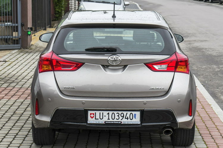 Toyota Auris 2.0_Diesel_124 KM_182 tyś km zdjęcie 8