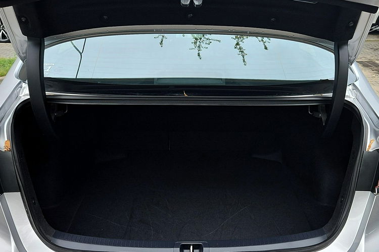 Toyota Corolla 1.8 HSD 140KM COMFORT TECH, salon Polska zdjęcie 12