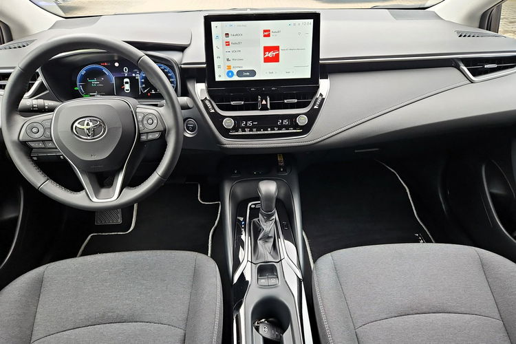 Toyota Corolla 1.8 HSD 140KM COMFORT TECH, salon Polska zdjęcie 9