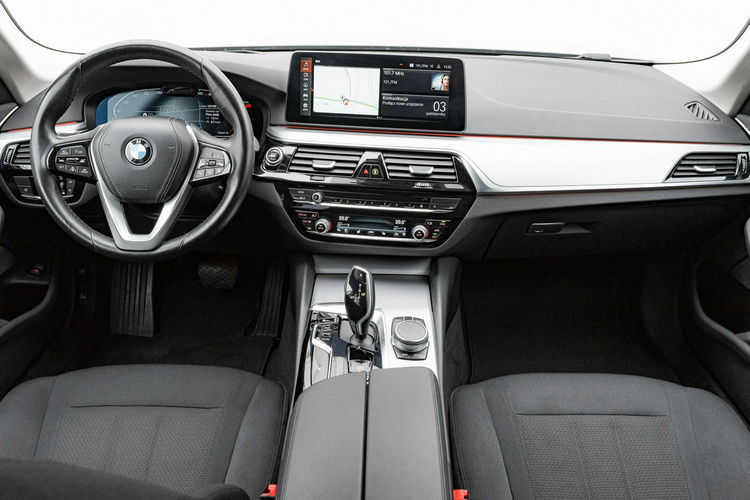 BMW 520 530d xDrive K.cof Elektr.f Podgrz.f Ambient Salon PL VAT 23% zdjęcie 16