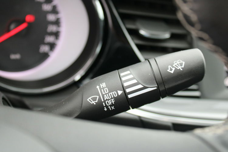 Opel Insignia 165HP EnJoy krajowa f-vat Gwarancja zdjęcie 18