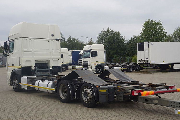 DAF XF460 FAR zdjęcie 4