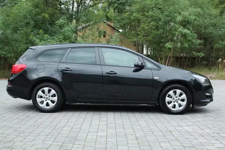 Opel Astra zdjęcie 17