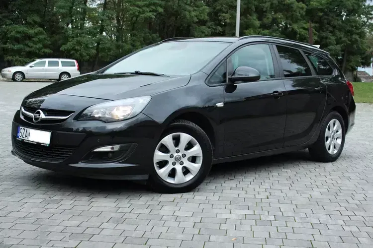 Opel Astra zdjęcie 3