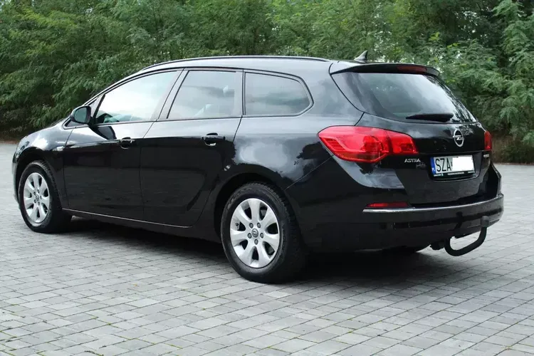 Opel Astra zdjęcie 5