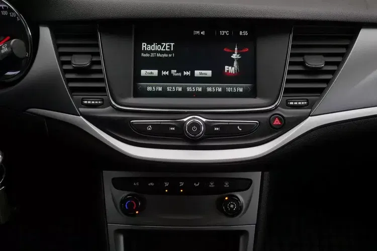 Opel Astra zdjęcie 10