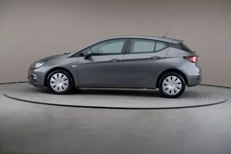 Opel Astra zdjęcie 4