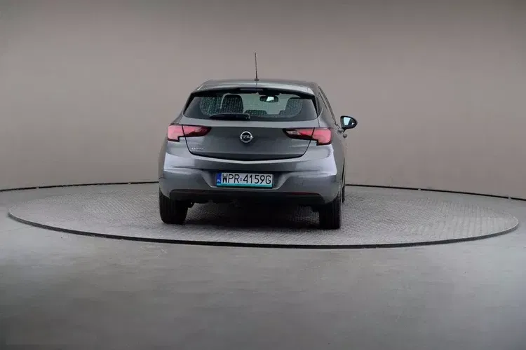 Opel Astra zdjęcie 5