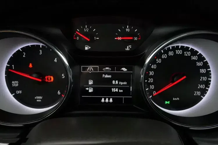 Opel Astra zdjęcie 9