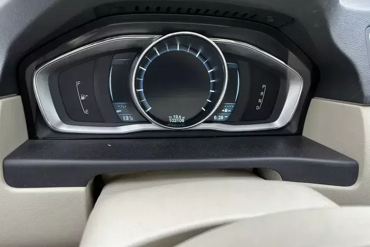 Volvo XC 70 zdjęcie 8