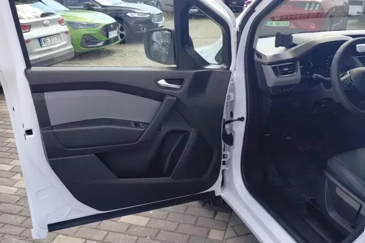 Nissan Townstar zdjęcie 10