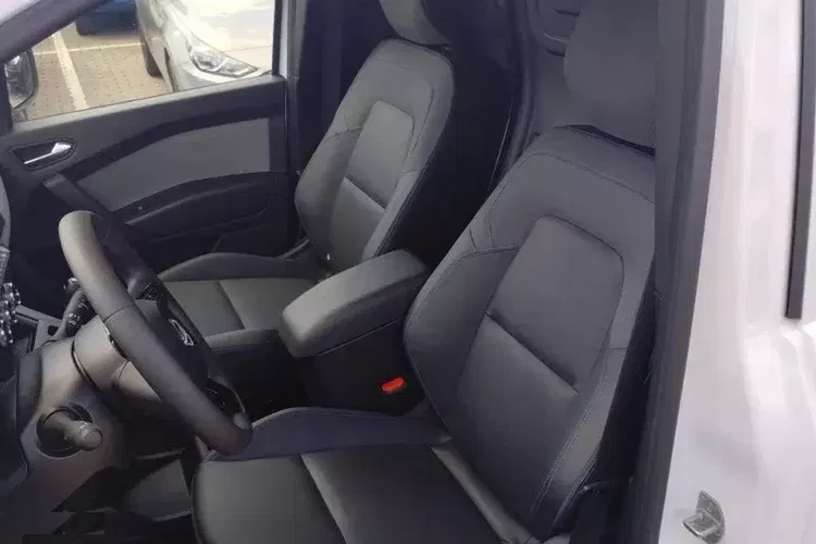 Nissan Townstar zdjęcie 11