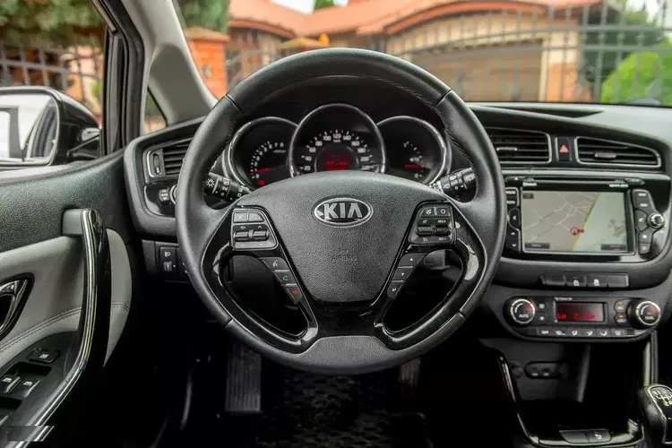 Kia Ceed zdjęcie 23