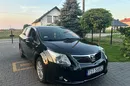 Toyota Avensis zdjęcie 2