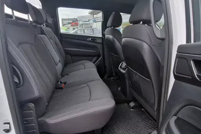 SsangYong Musso zdjęcie 17