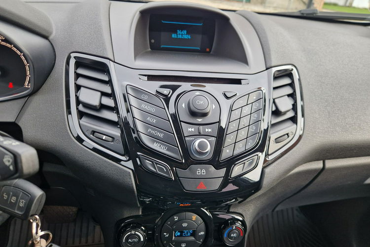 Ford Fiesta 1.6 BEN. AUTOMAT. LED. SERWIS. TITANIUM zdjęcie 20