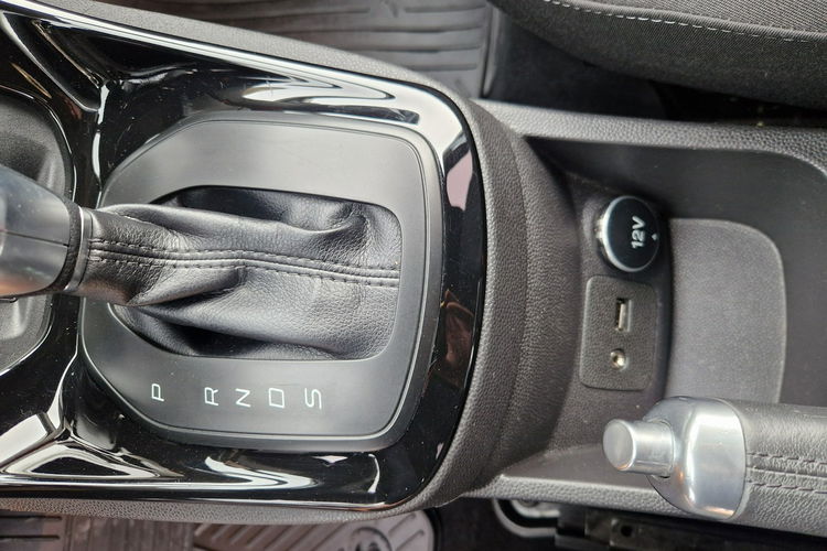Ford Fiesta 1.6 BEN. AUTOMAT. LED. SERWIS. TITANIUM zdjęcie 25